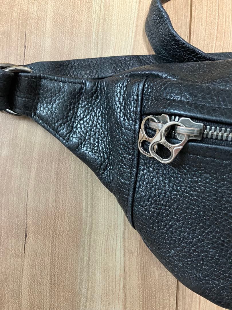 ジャムホームメイド　レザーボディーバック　本革