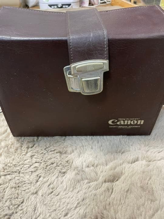 キャノン　高級一眼レフカメラ　1980年代購入