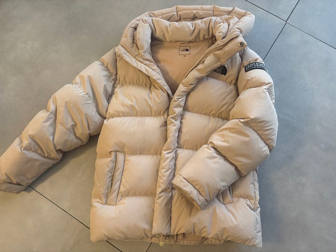 韓国⭐︎The North Face ベージュ ダウンジャケット　160