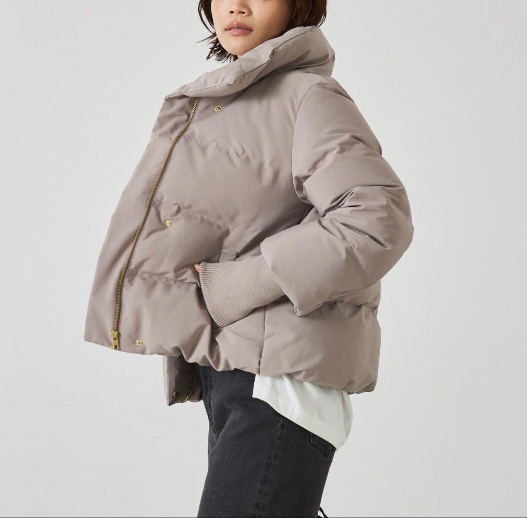 アバハウスマヴィ　袖リブシームレススタンドダウン　　Lサイズ