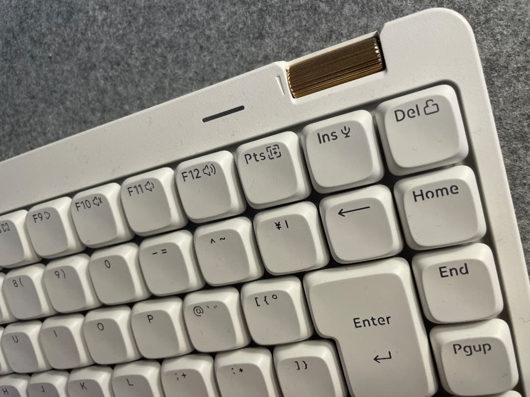 キーボード LOFREE FLOW Lite 84 JIS