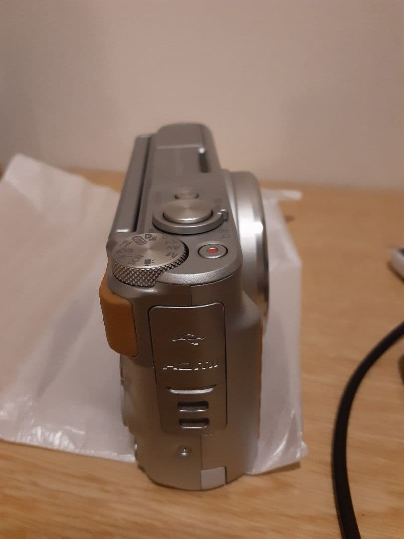 最安値★極美品★Canon PowerShot SX740 HS シルバー
