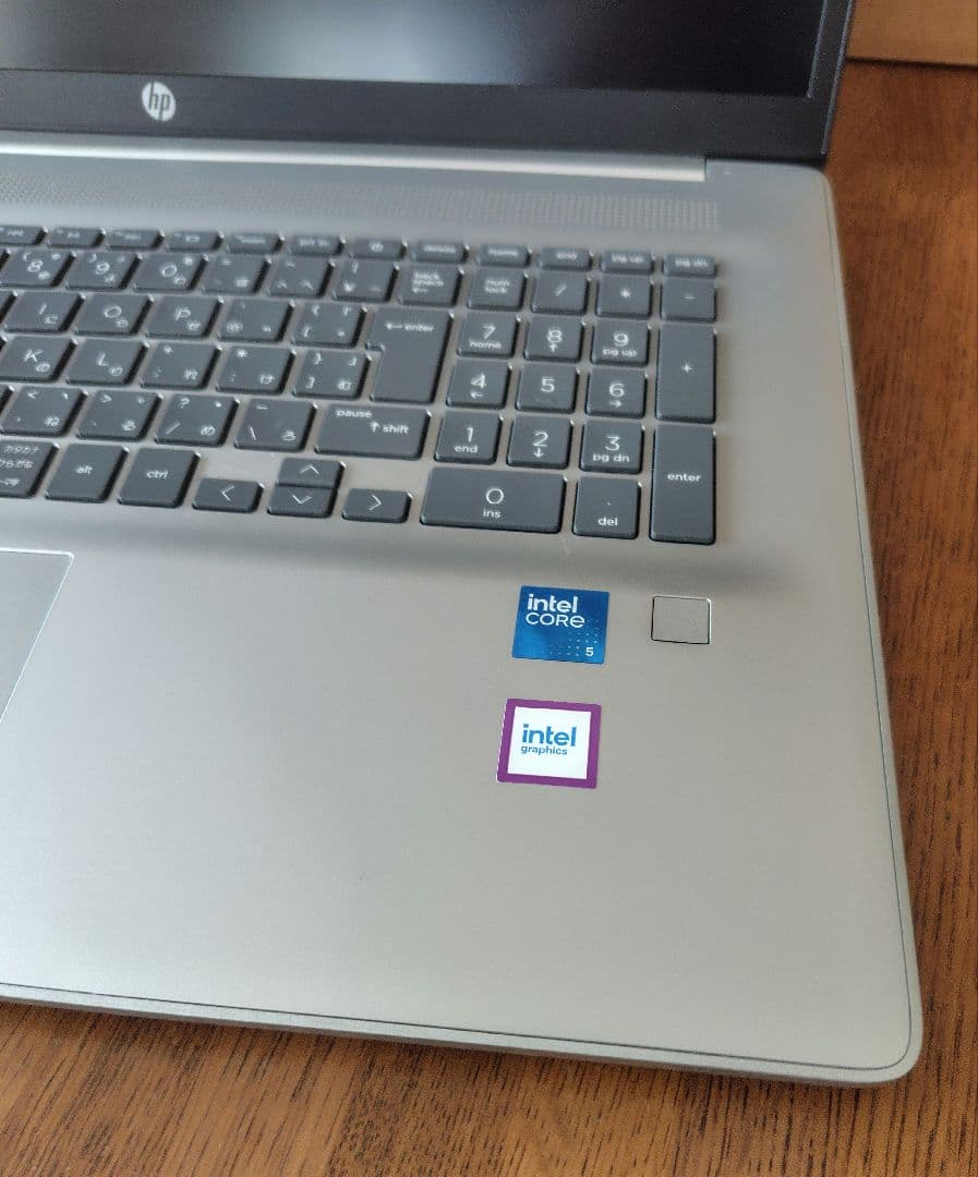 HP17.3インチ　ノートパソコン　17-cn4000TU