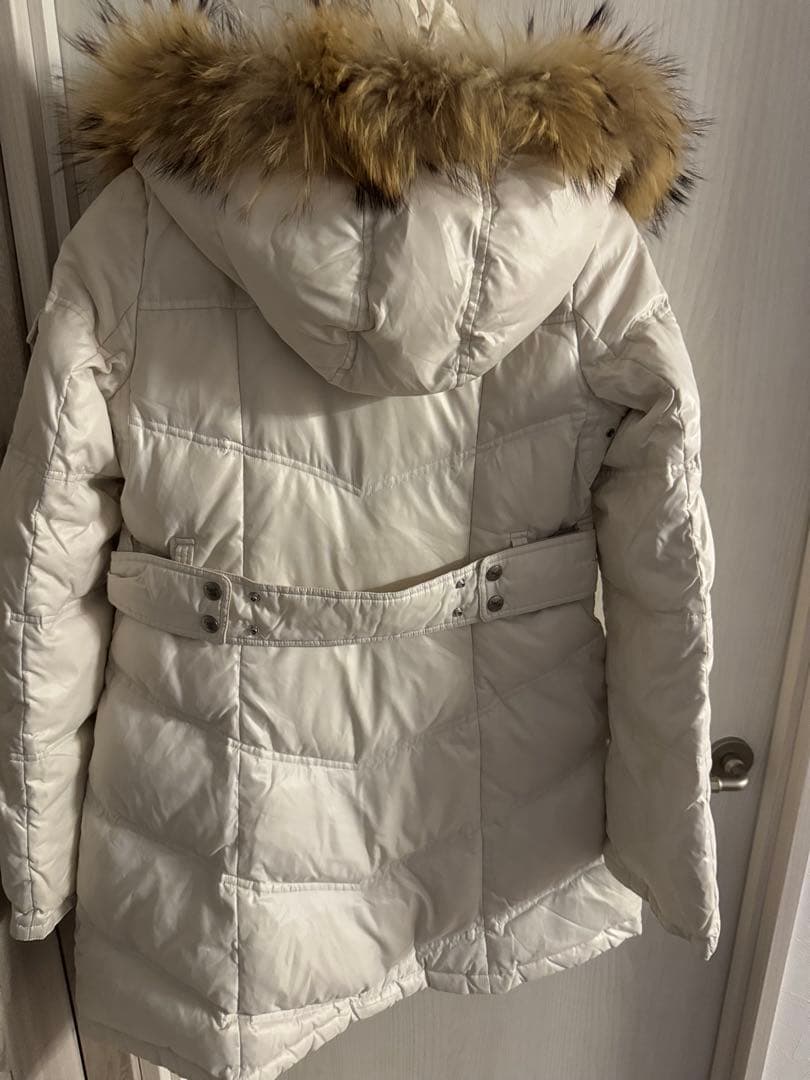 Burberry チェック柄ダウンジャケット ホワイト