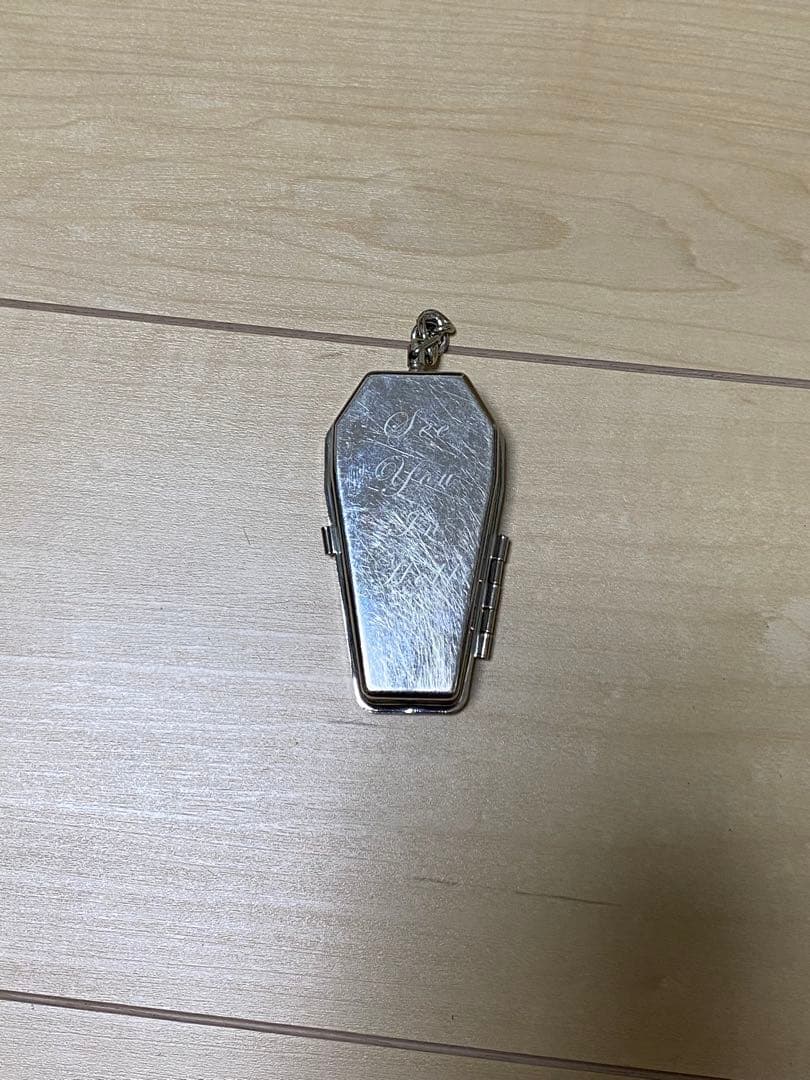Supreme 棺桶型キーホルダー シルバー