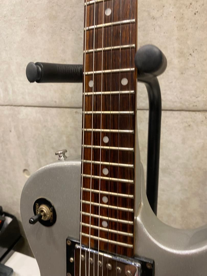 TOKAI LOVEROCK MODEL 薄型レスポール　汎用ハードケース付き