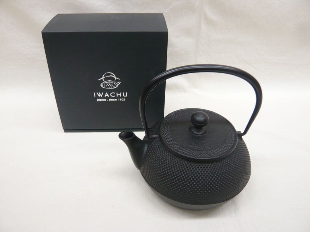 『鉄瓶 7型アラレ』満水900ml ガス・IH対応 南部鉄器 日本製