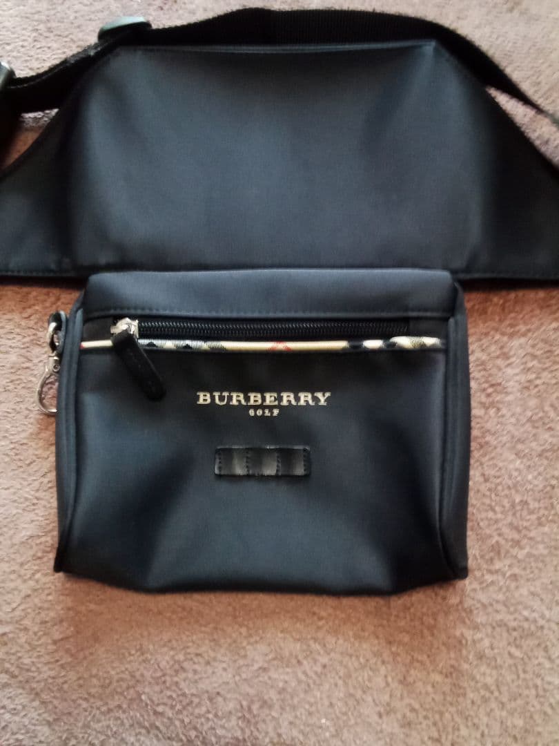 BURBERRY ボディバッグ・ウエストポーチ ブラック