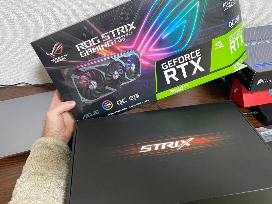 グラフィックボード・グラボ・ビデオカード ASUS ROG STRIX 3080TI 12GB