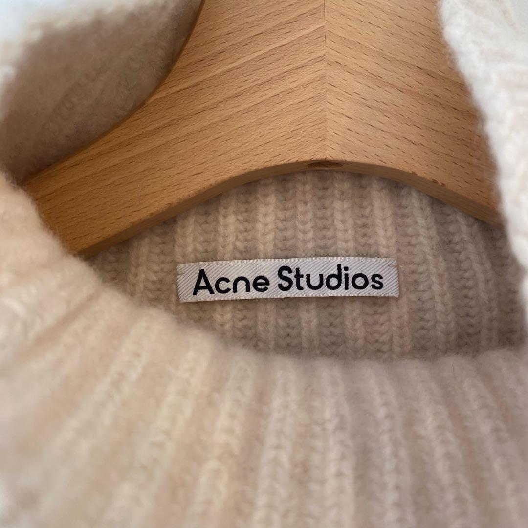 Acne Studios ハイネック　ウールニット
