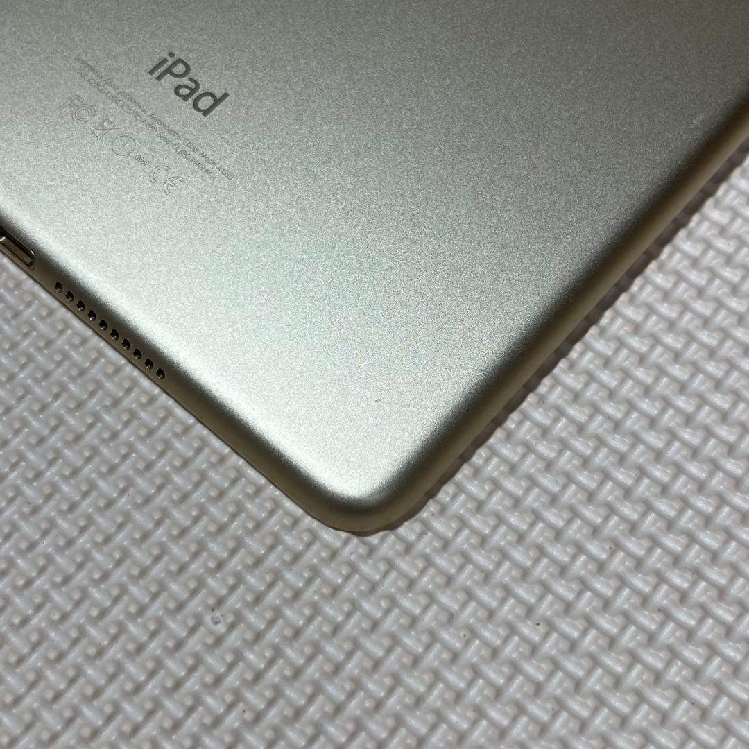 ★極美品！iPad mini4 Wi-Fi + Cellular付属品未使用！★