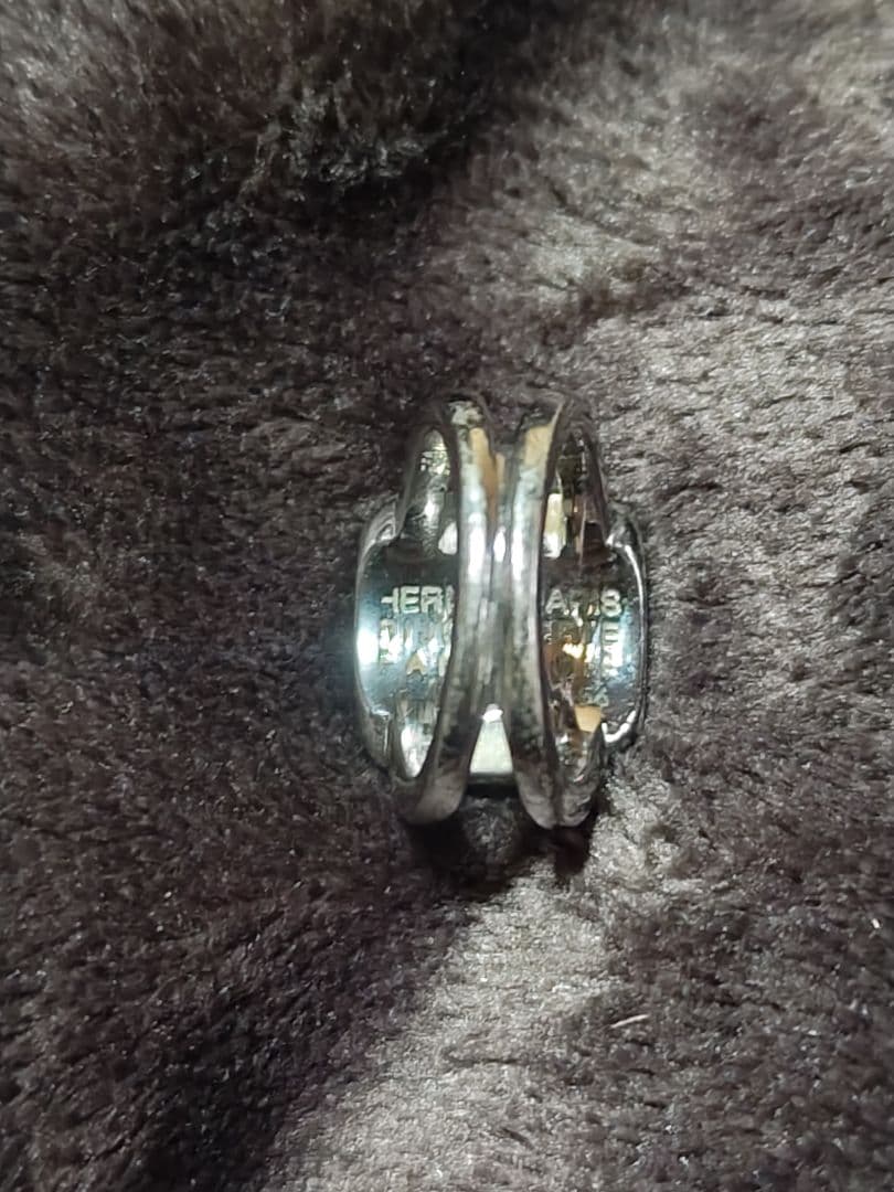 Ｊ*Ｊ様 犬の彫刻 シルバーリング 薄緑色