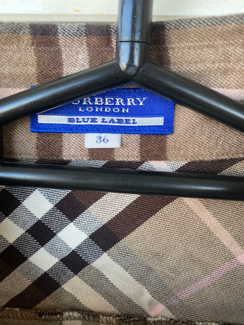 バーバリー ブルーレーベル ネクタイ付　チェック柄長袖シャツ 36