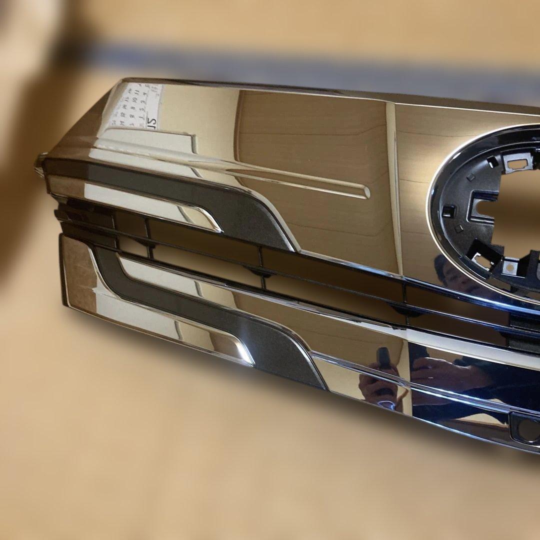 トヨタアルファード40フロントグリル クローム仕上げ