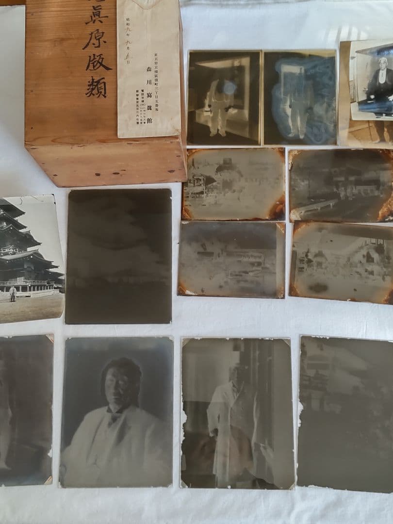 浅野総一郎ガラス写真乾板１3枚木箱付き