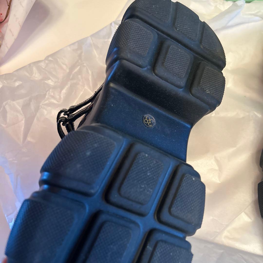 ダブルベルト・メリージェーン　　mana