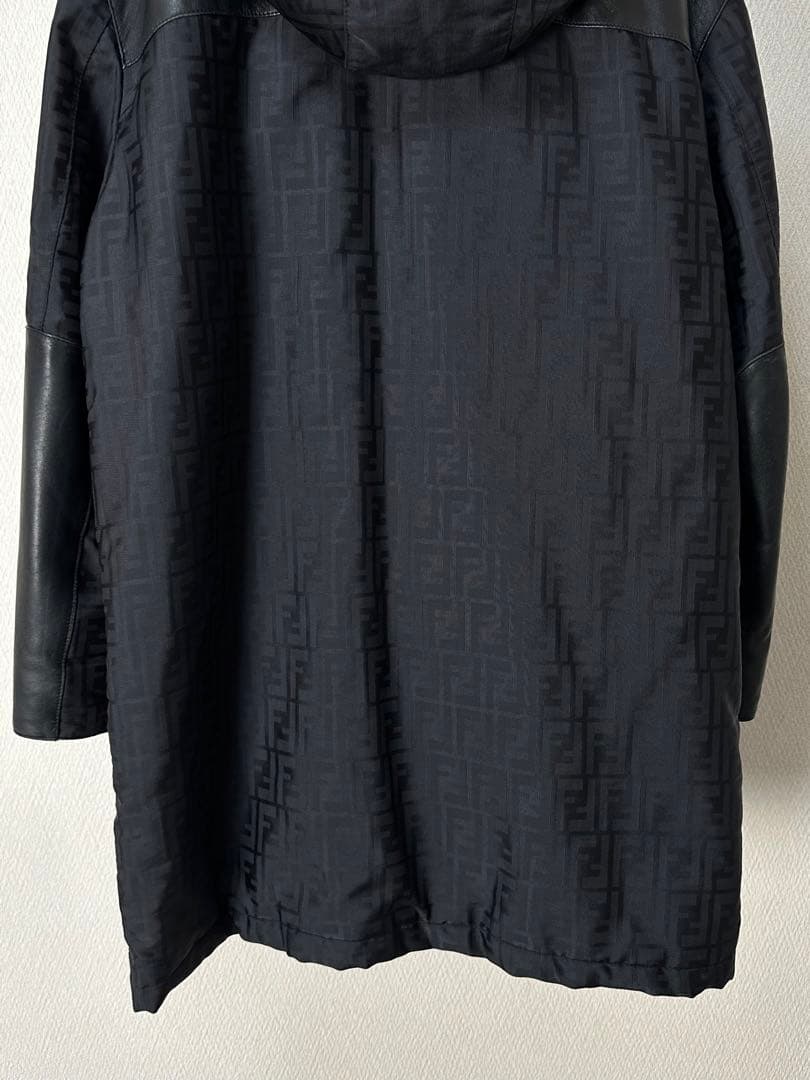 FENDI フェンディ レザー切り替えズッカ総柄 ナイロンコート フード