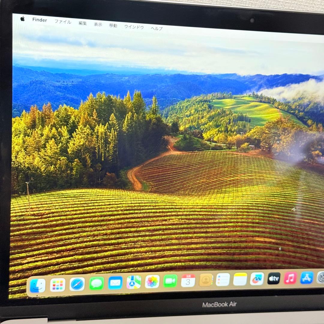 美品　MacBook Air 2020 M1 8GB 256GB A2337