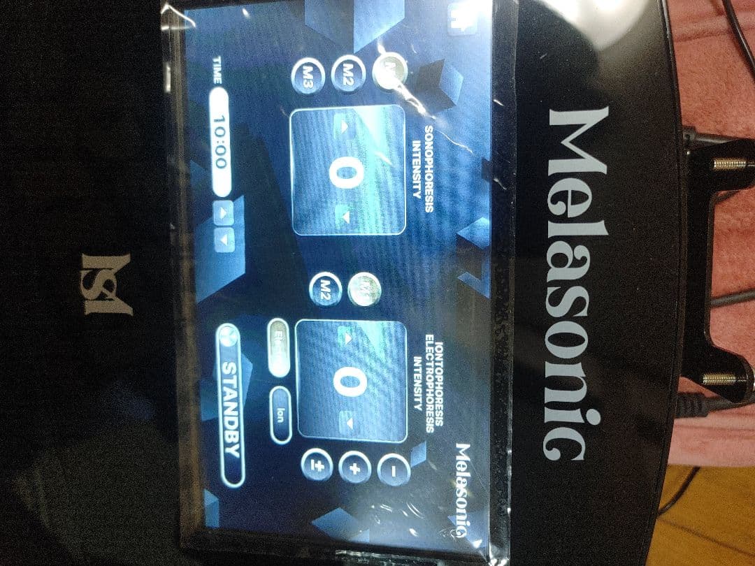 1台で、4つの美肌アプローチ。 浸透・引き締め・整肌・スポットケアまで。