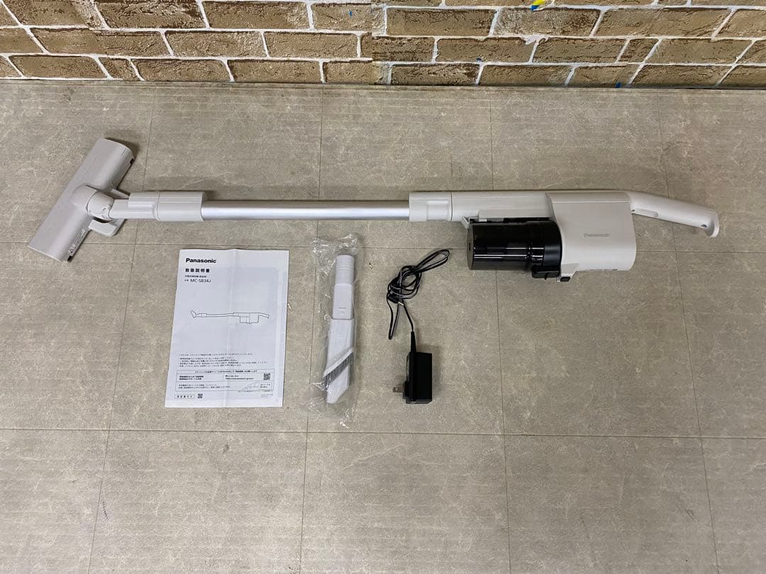 ⭐︎Panasonic スティッククリーナー MC-SB34J 2025年製美品⭐︎