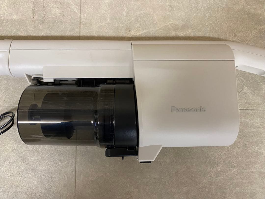 ⭐︎Panasonic スティッククリーナー MC-SB34J 2025年製美品⭐︎