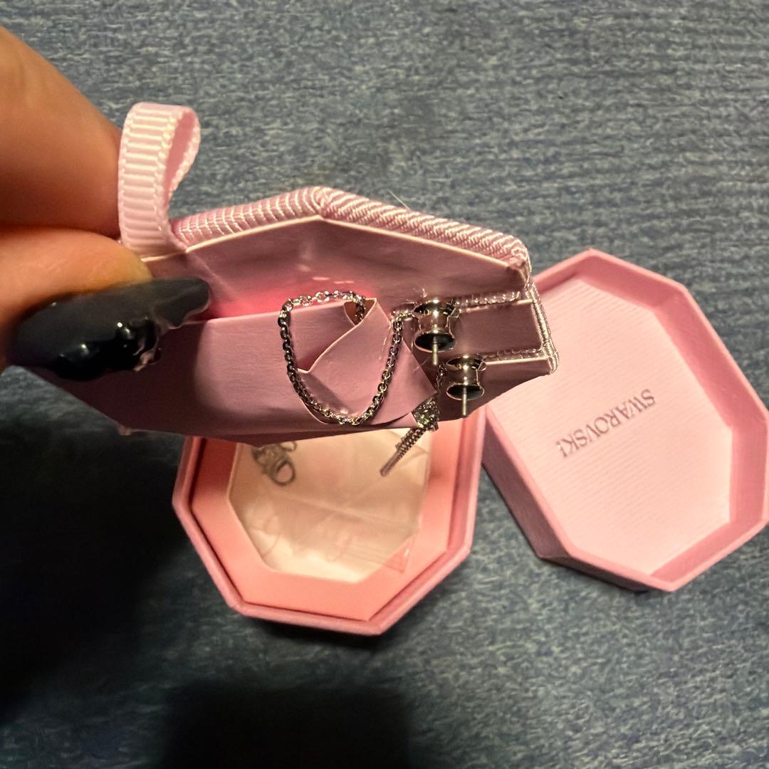 スワロフスキー アリアナ ハート型ピアスとネックレスセット 渡辺翔太