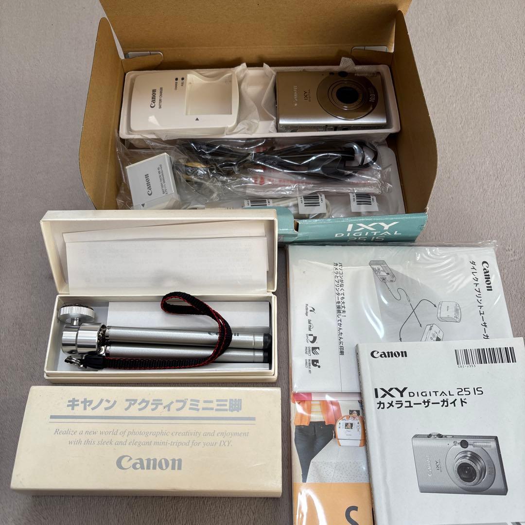 Canon IXY DIGITAL 25IS（ミニ三脚付属）