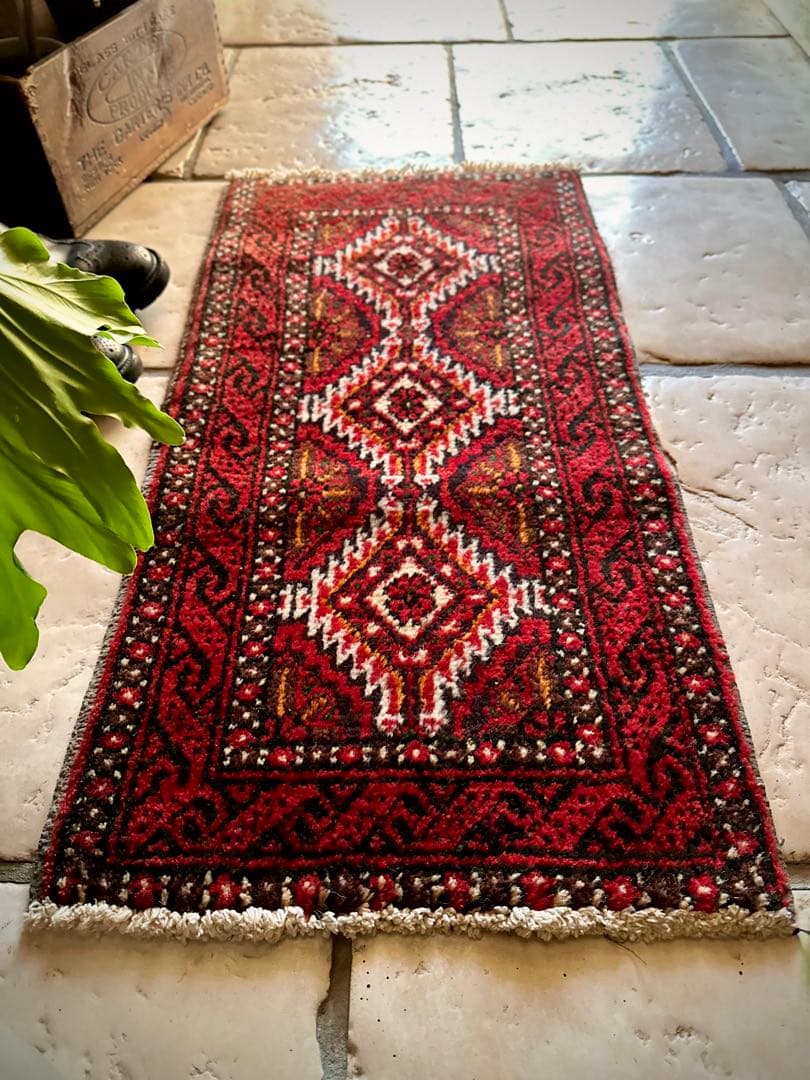 トライバルラグ　ヴィンテージラグ　ミニラグ　バルーチ族　プリミティブアート　美品