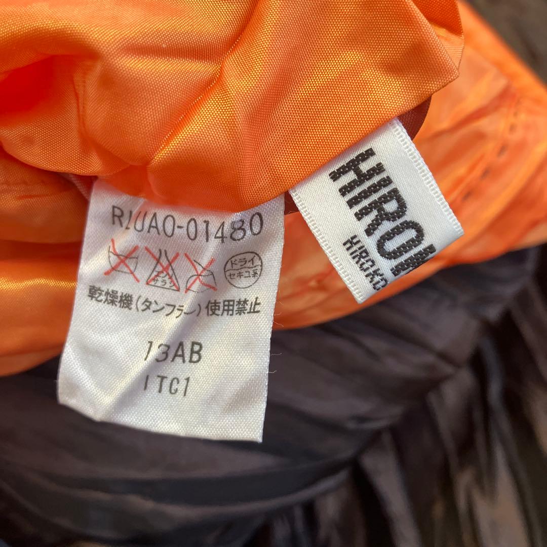 ウ*サ様 大きい未使用✨️ HIROKO BIS リバーシブルプリーツ加工ダウン