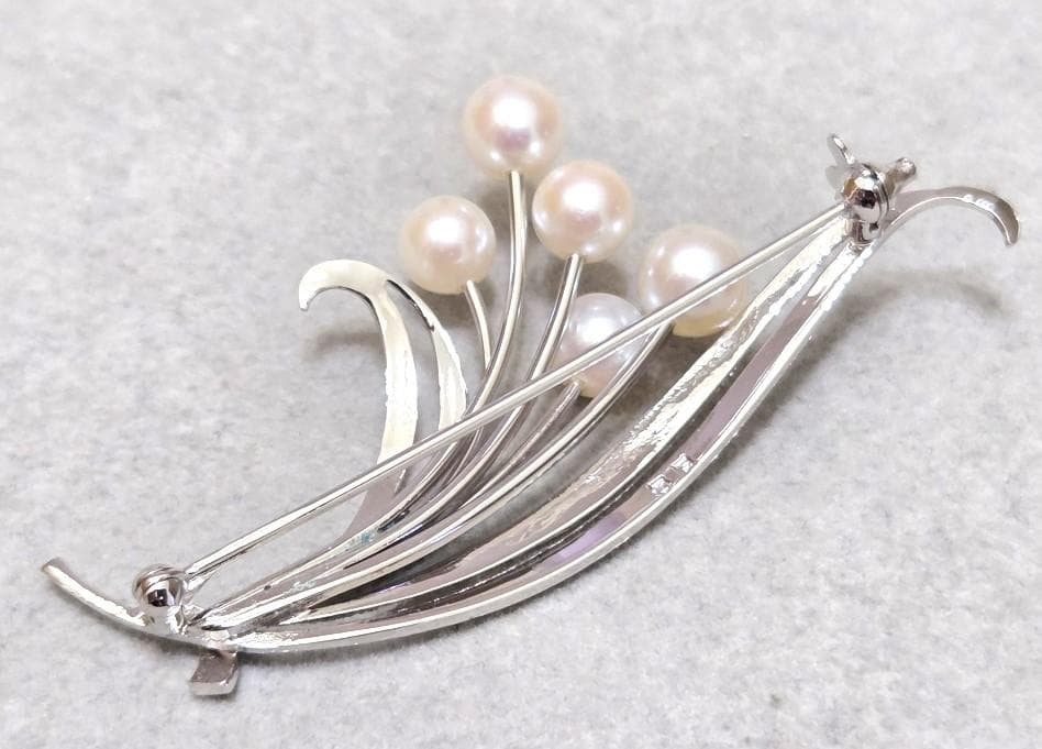 MIKIMOTOミキモト パール SILVER　ブローチ　42315
