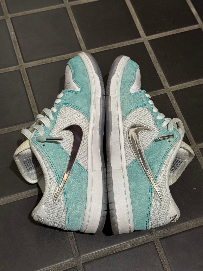 April Nike スニーカー ミントグリーン