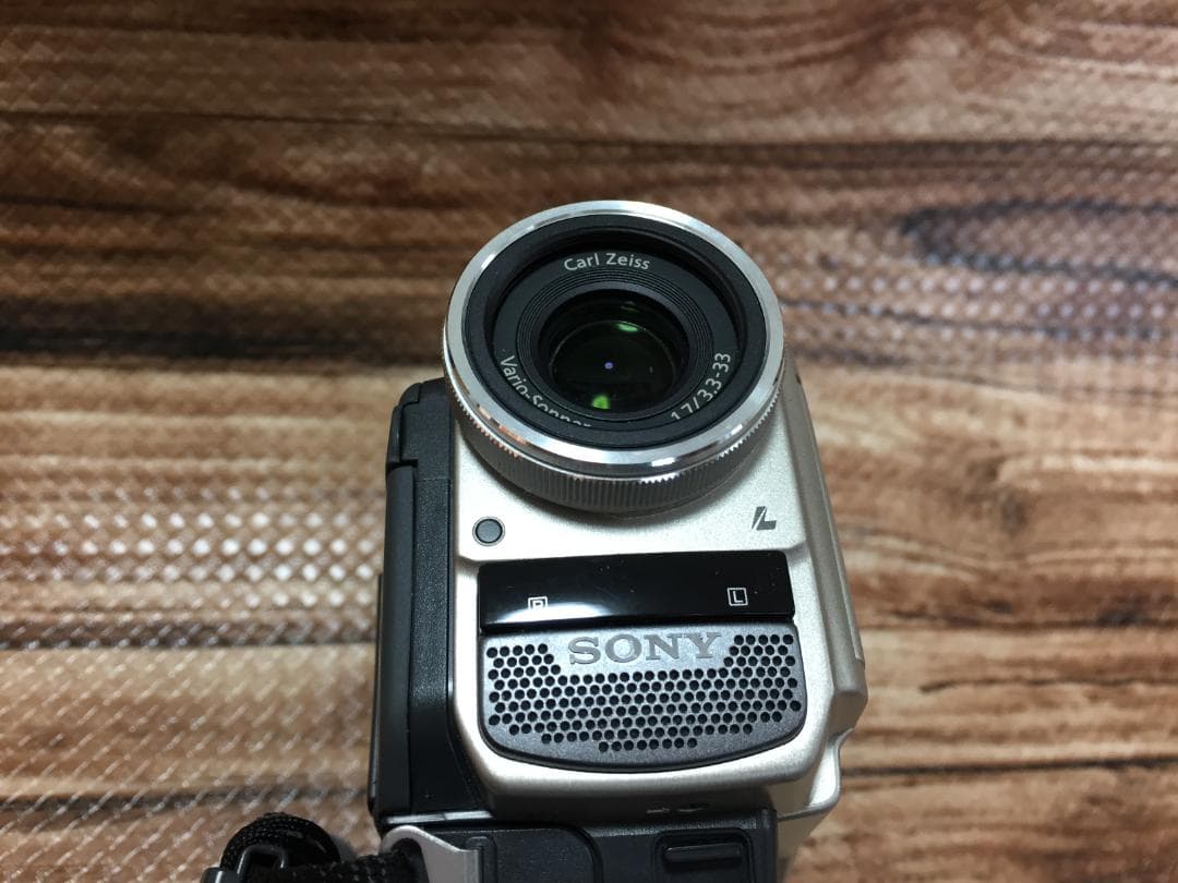 撮影再生ダビングOK　良品　SONY　DCR-TRV10　付属品あり　液晶大画面