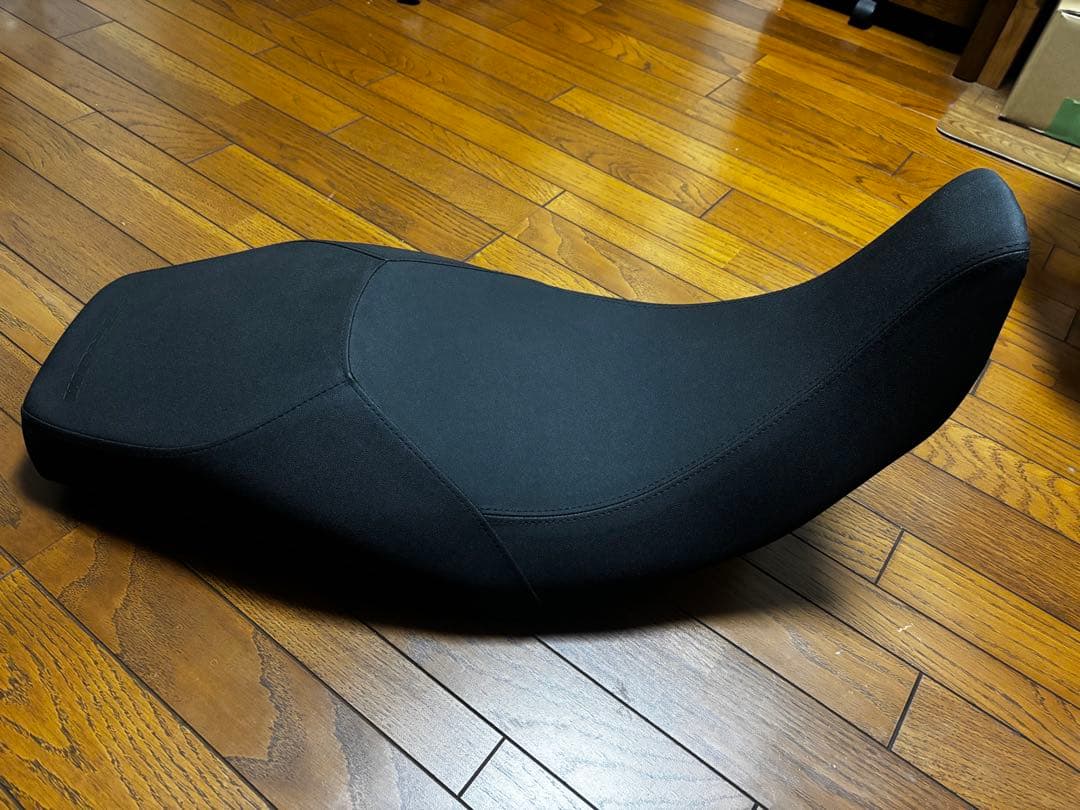 スズキ　V-STROM800 ローダウンシート