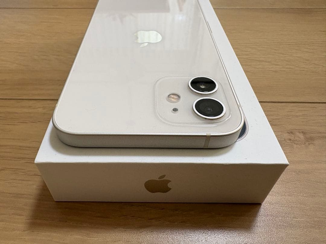 Apple iPhone 12 ホワイト 64GB SIMフリー