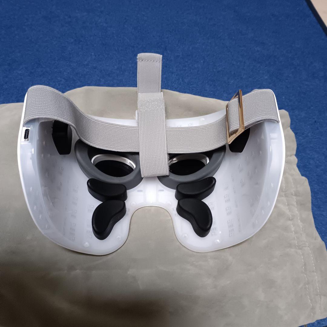 PLEASINGSAN 目元専用EMS&顔用LEDフェイスマス　プリージングサン