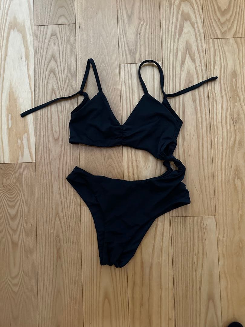 alexiastam ビキニ　ワンピース　mia Quiet Night