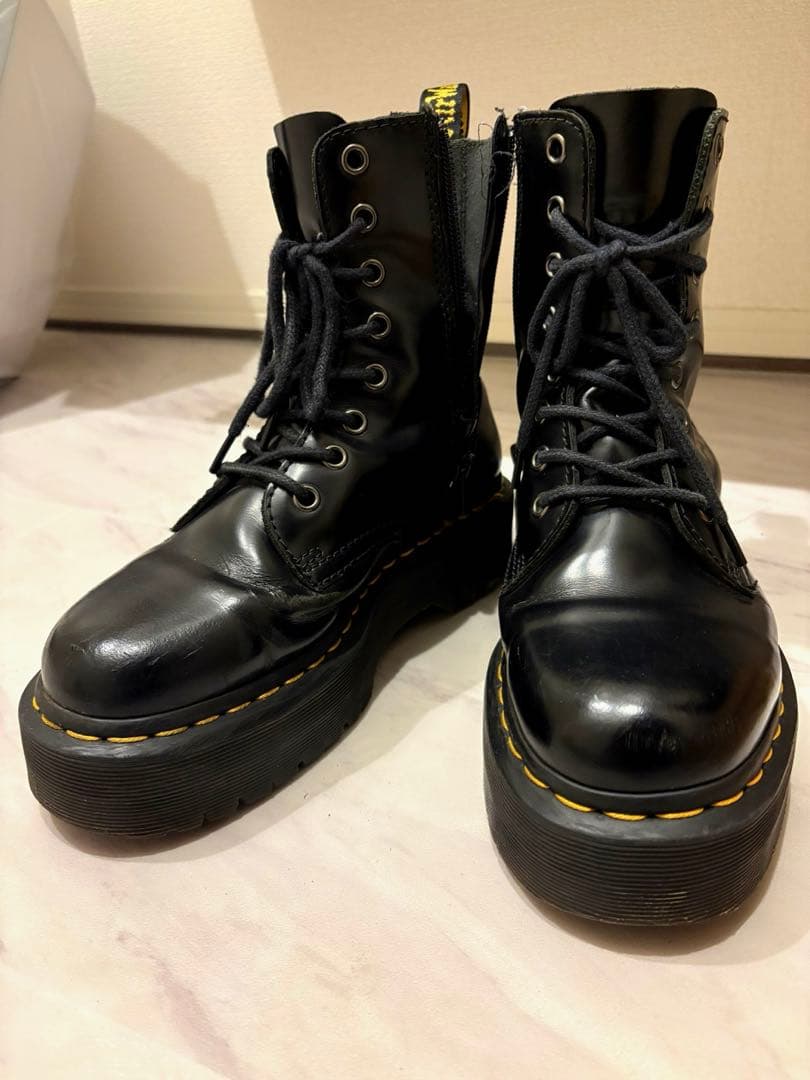 Dr. Martens Jadon 8ホールブーツ　ダブルソール