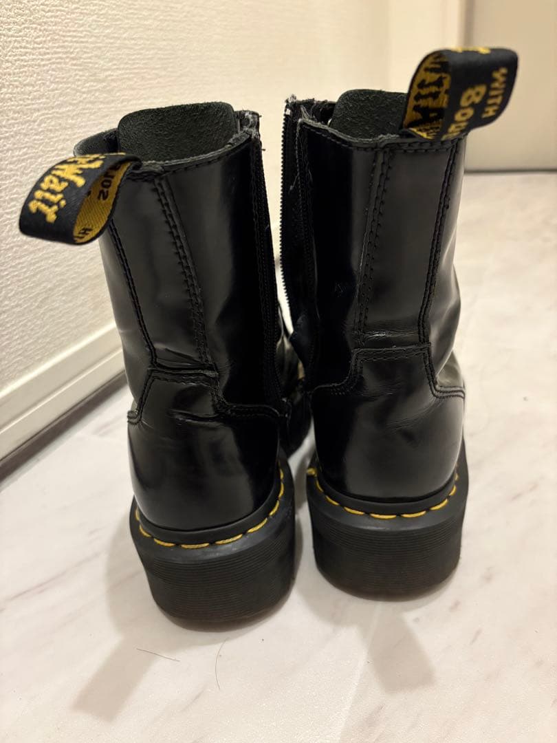 Dr. Martens Jadon 8ホールブーツ　ダブルソール