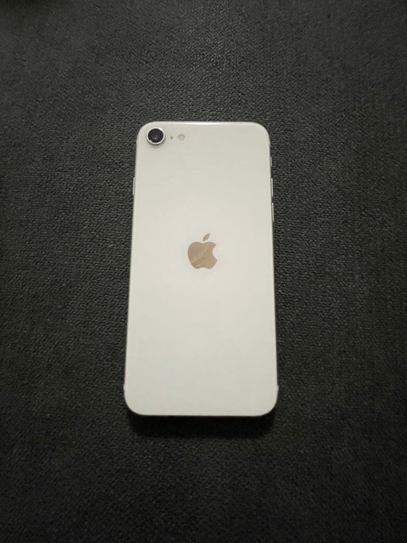 P*h様 iPhone SE2 64GB simフリー　美品