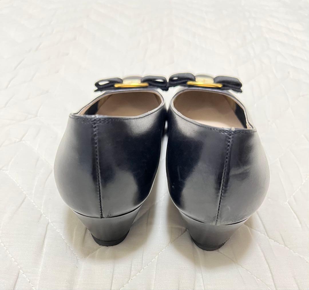 フェラガモ（Ferragamo）ヴァラ リボン パンプス23.5〜24.0