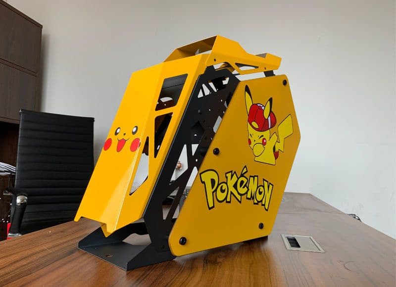 送料無料   ピカチュウのテーマコンピュータのメインボックス