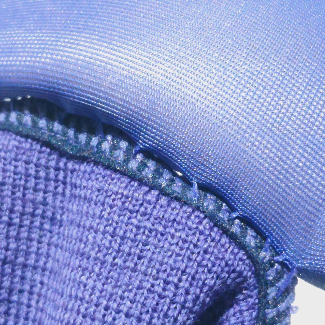 新品タグ付き　バレンシアガ　ニット　美品　ジャガード織り　ロゴ　バイカラー　M