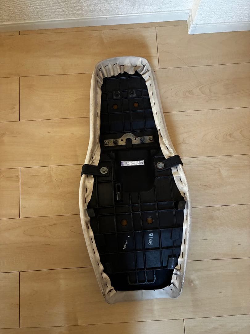 エストレヤ RS 純正シート