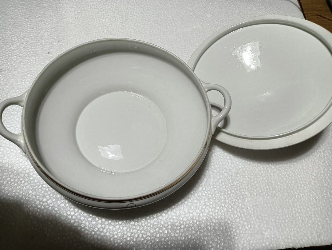 李朝家紋入りスープ皿