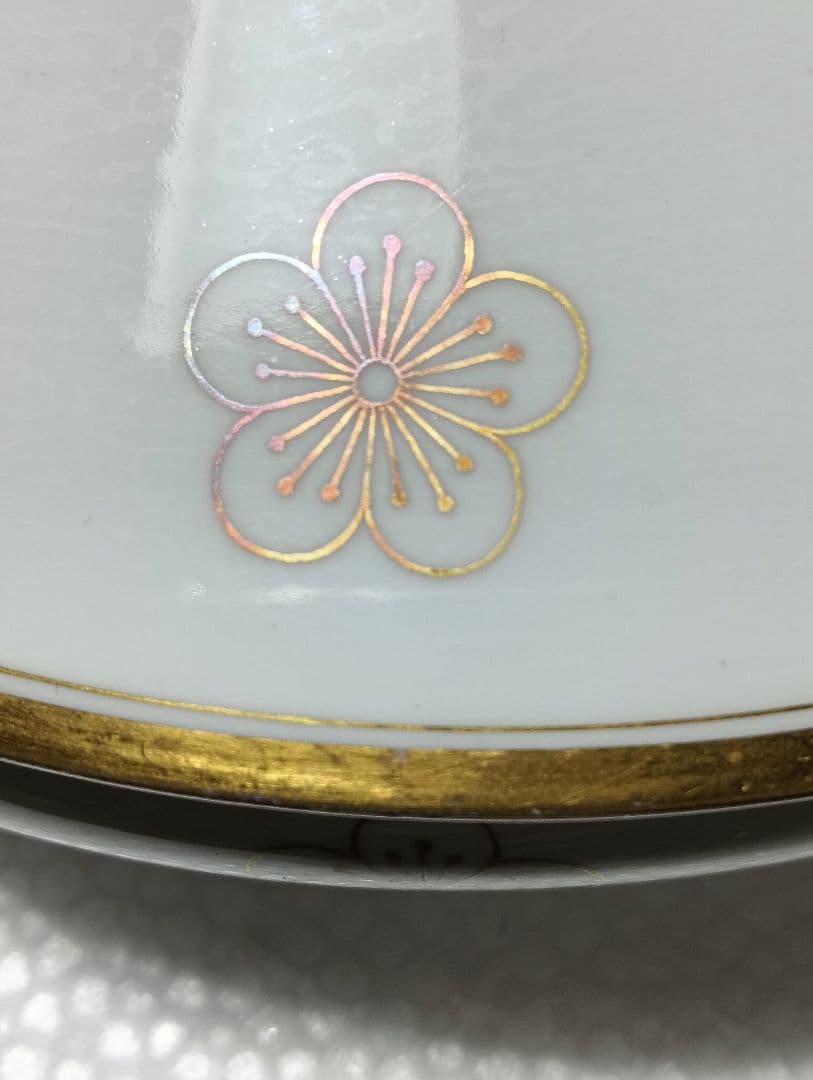 李朝家紋入りスープ皿