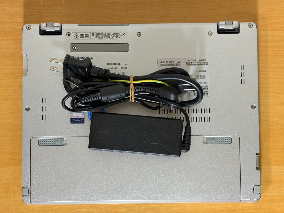 【中古美品】レッツノートQV9 i5 16G／256GB／LTE／オフィス