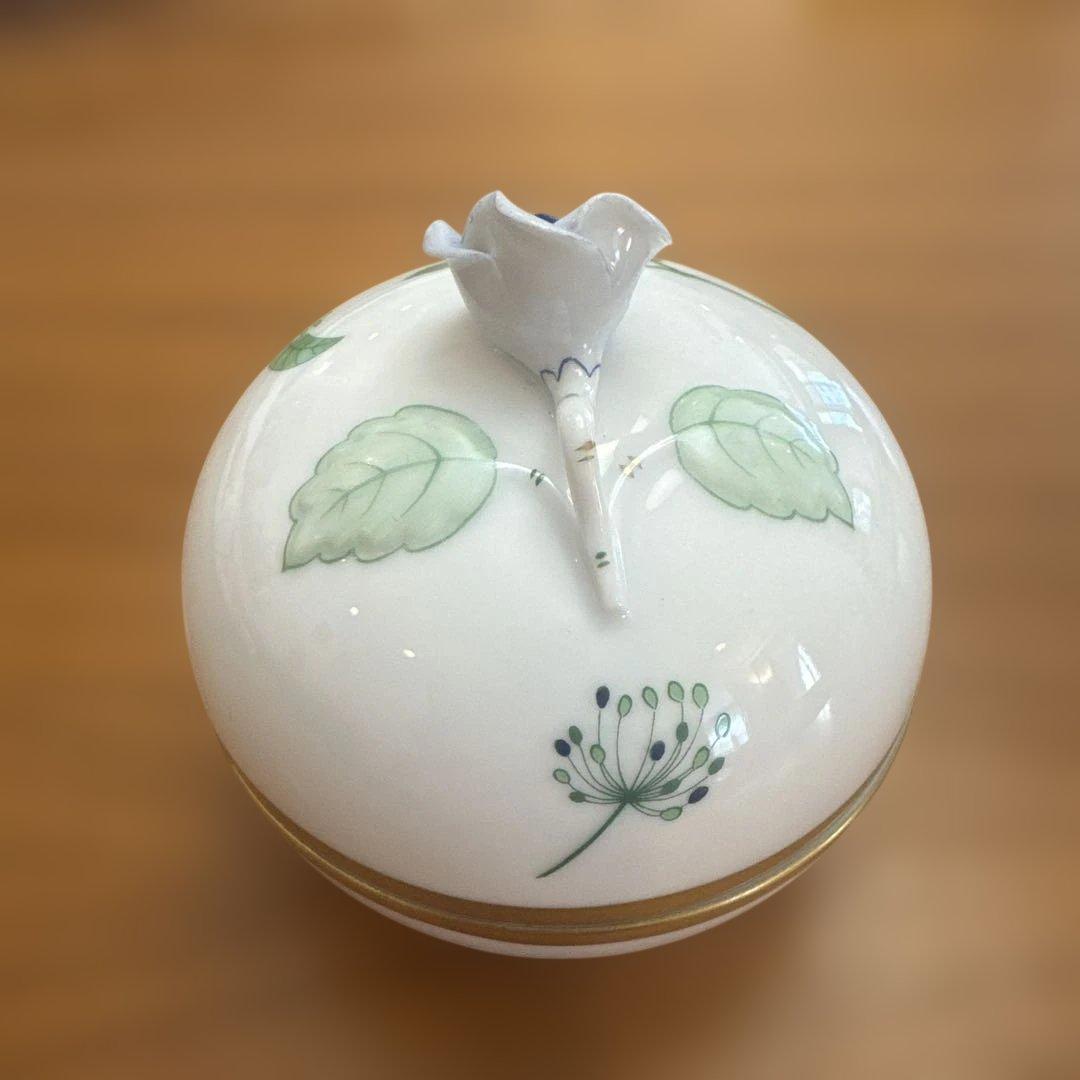 【新品未使用】ヘレンド　ウィーンの薔薇 ハーブガーデン ボンボニエール ブルー