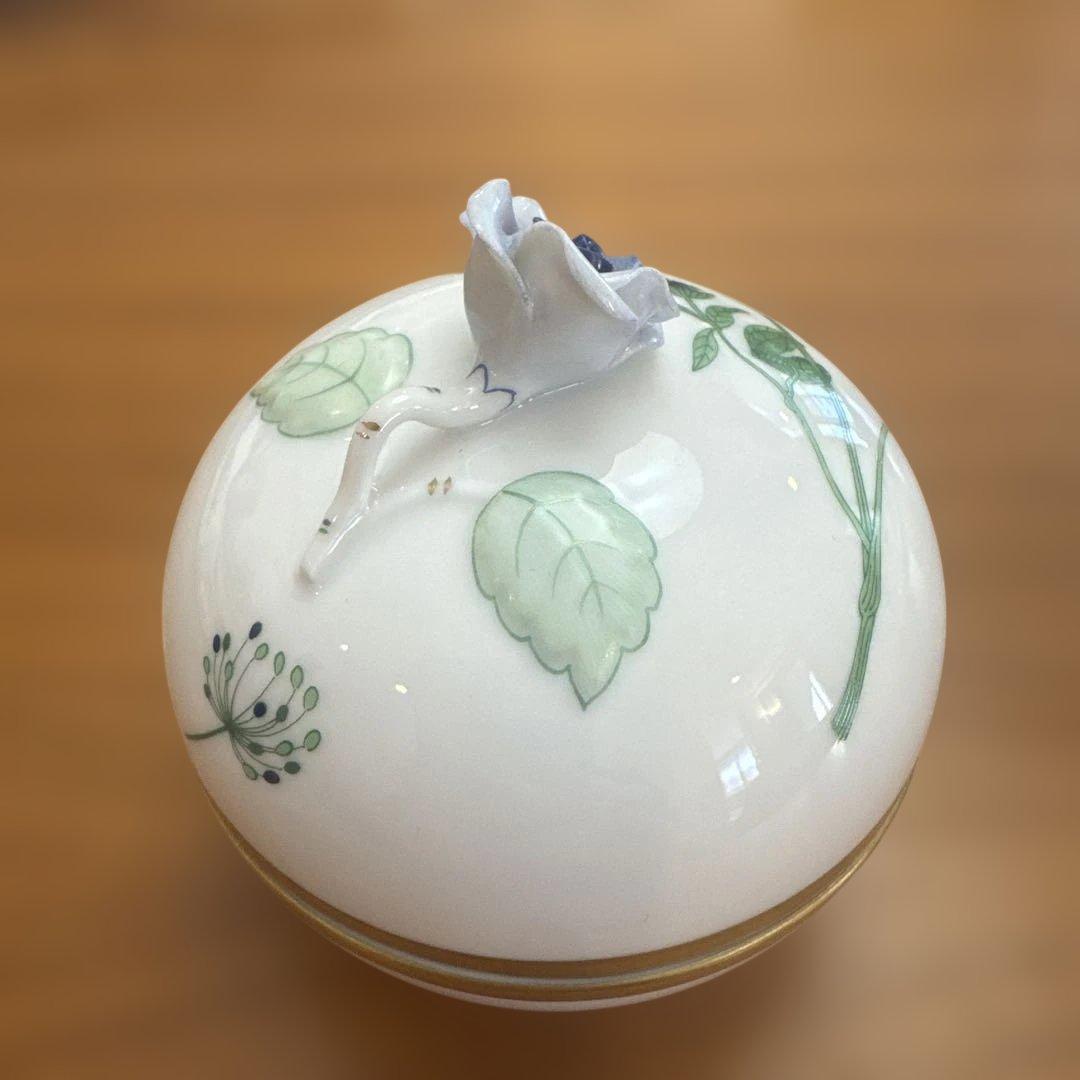 【新品未使用】ヘレンド　ウィーンの薔薇 ハーブガーデン ボンボニエール ブルー