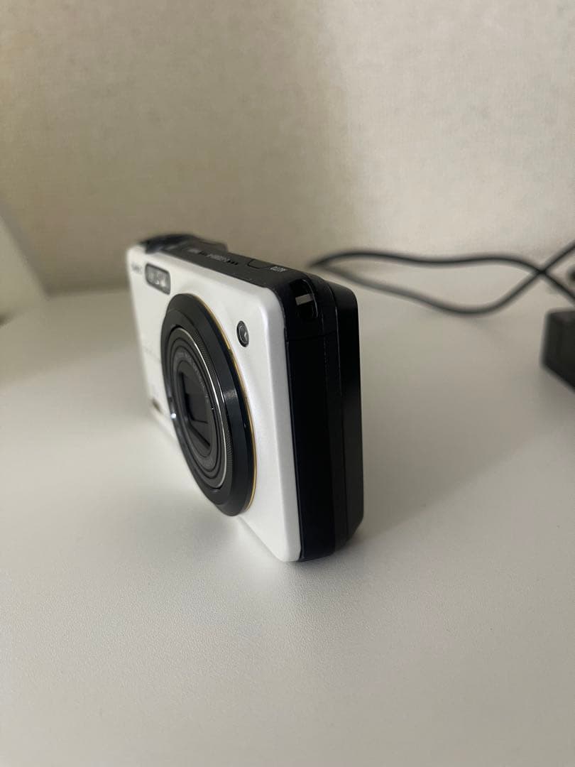 CASIO EXILIM コンパクトデジタル ZR-15