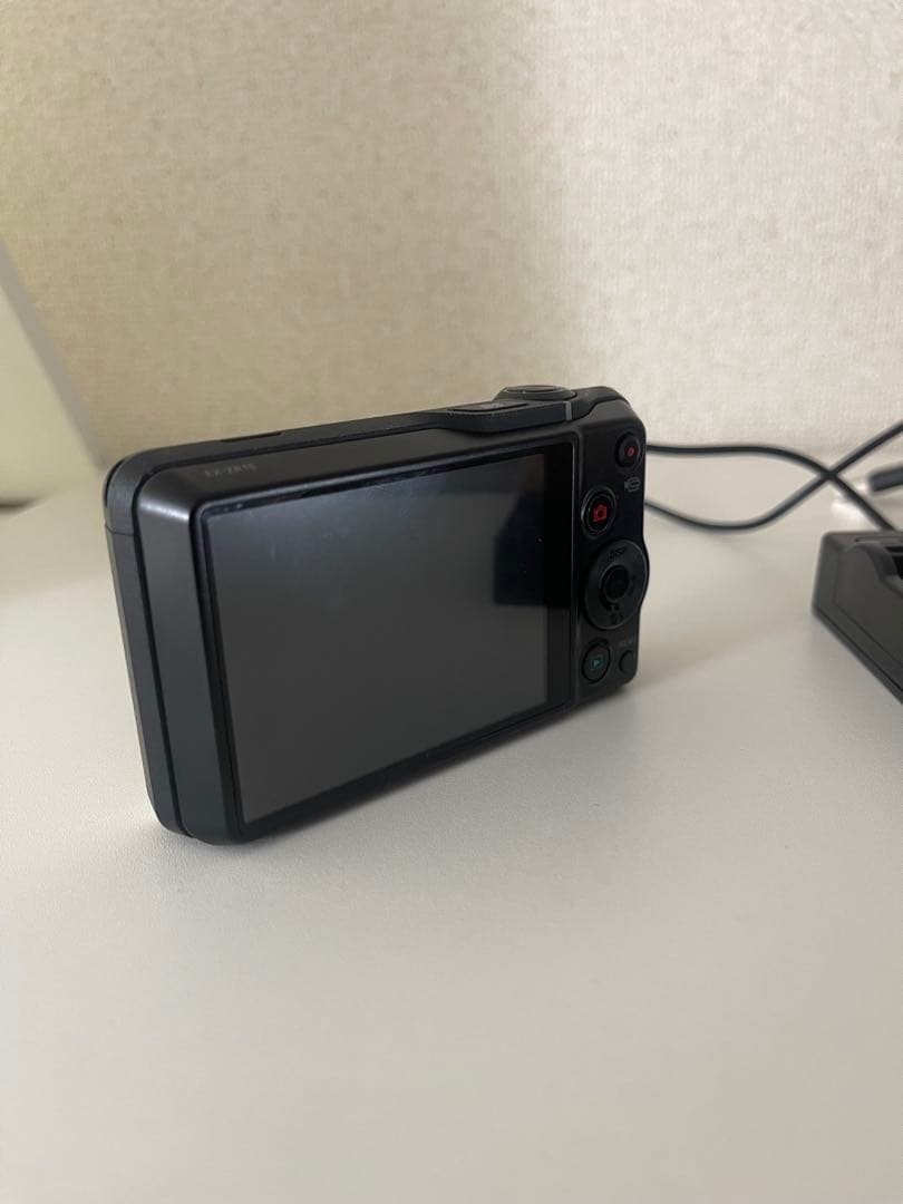 CASIO EXILIM コンパクトデジタル ZR-15